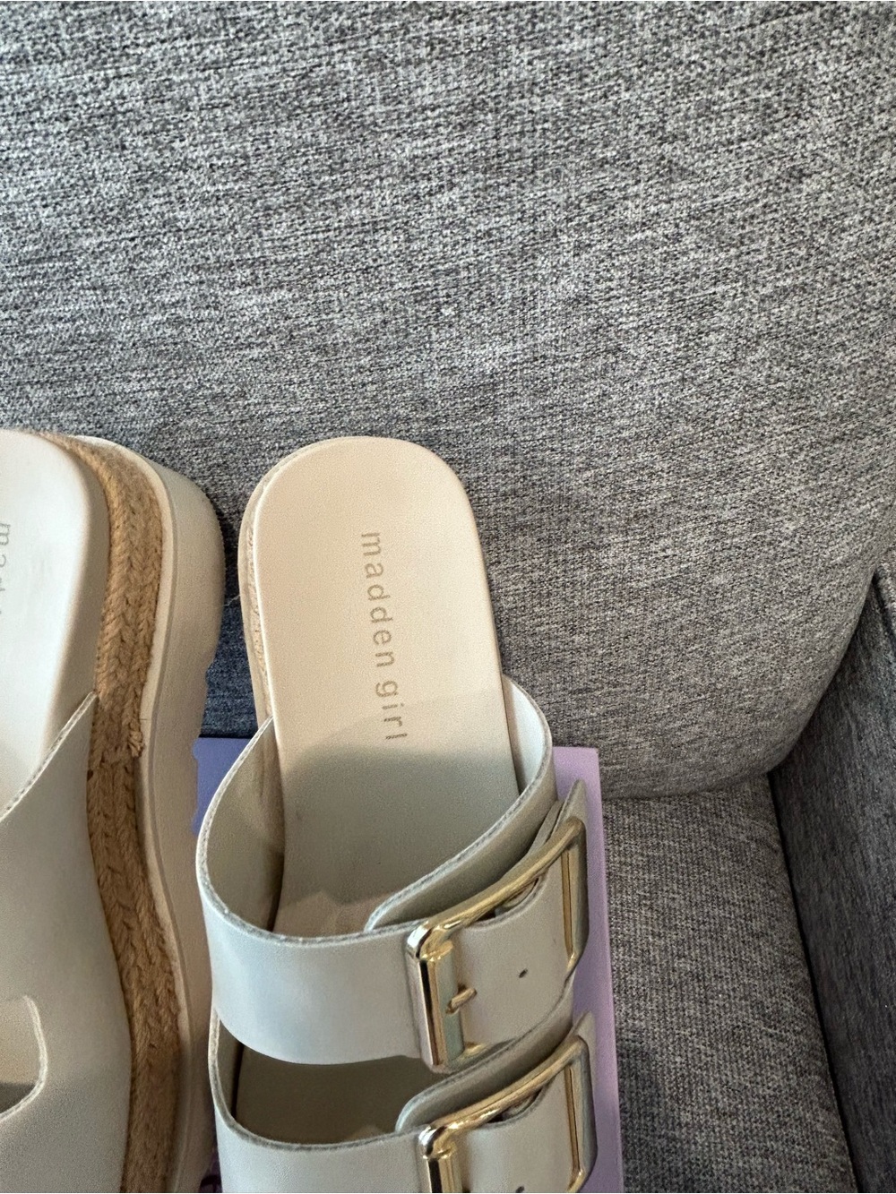 Madden Girl Mythical Buckle Platform Sandals in Bone Size 6 - Picture 5 of 6